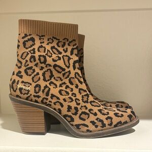 Blowfish Tan Leopard Heeled Boots